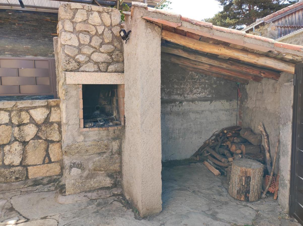 Casa Rural El Toleo Hoyos del Espino Exterior foto